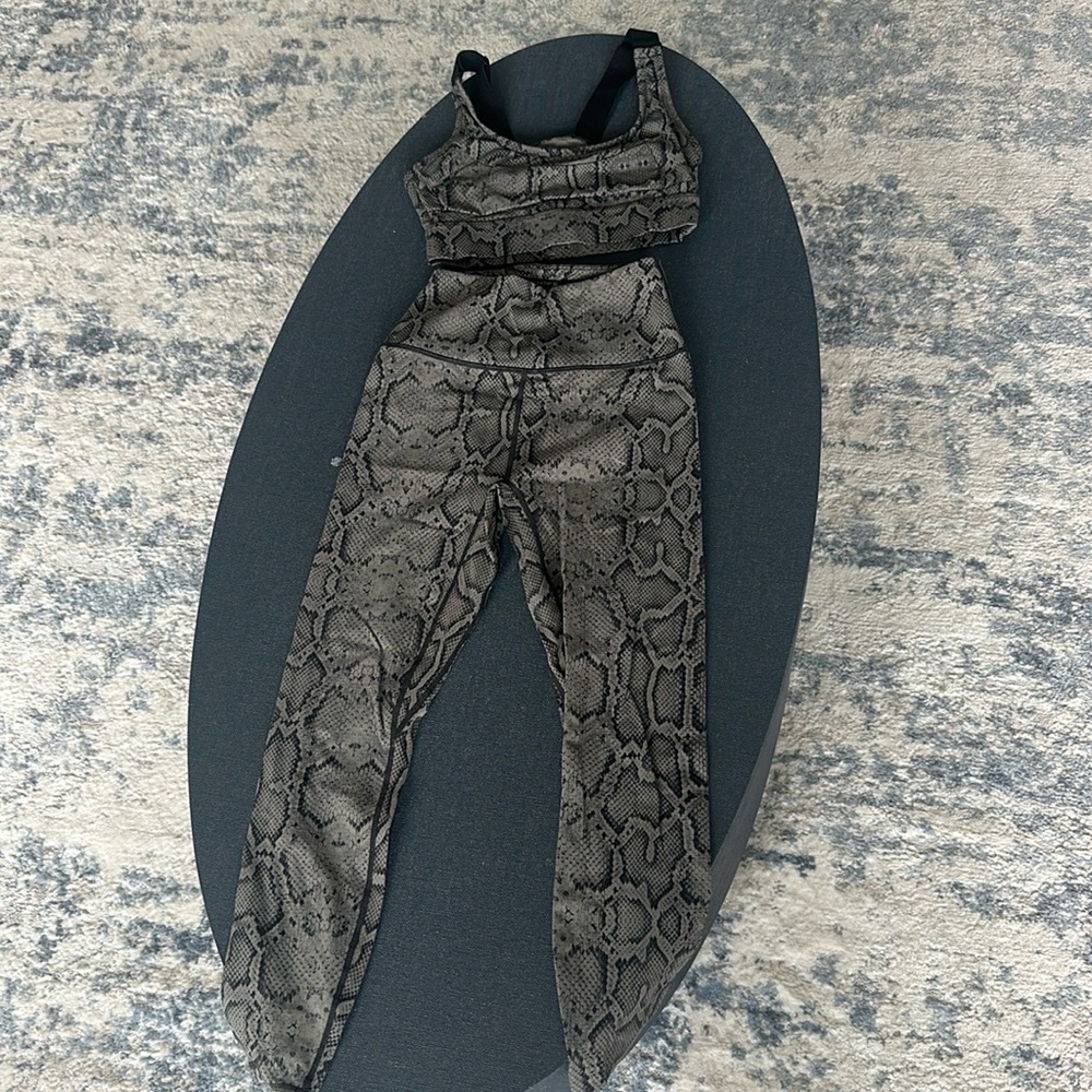 Varley snakeskin workout set